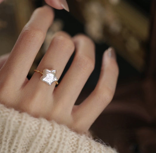 NATURAL PEARL STAR RING