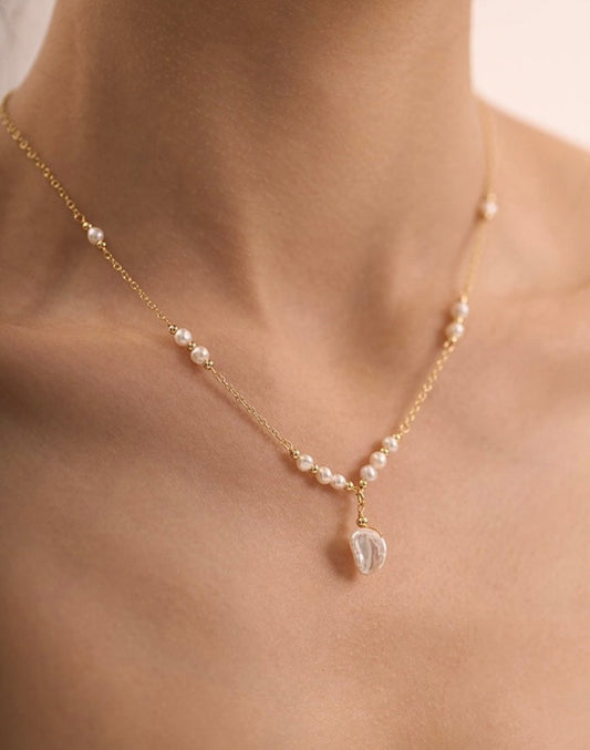 LUSTRE OF THE SEA NECKLACE